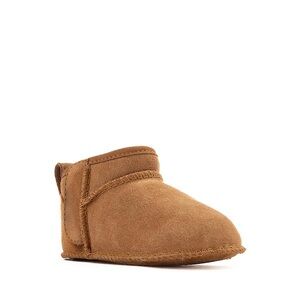 NWT UGG chestnut mini boot size 04/05